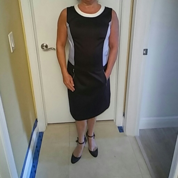 Jones New York Dresses & Skirts - Jones of N.Y. dress . Matching shoes size 6. By Ni